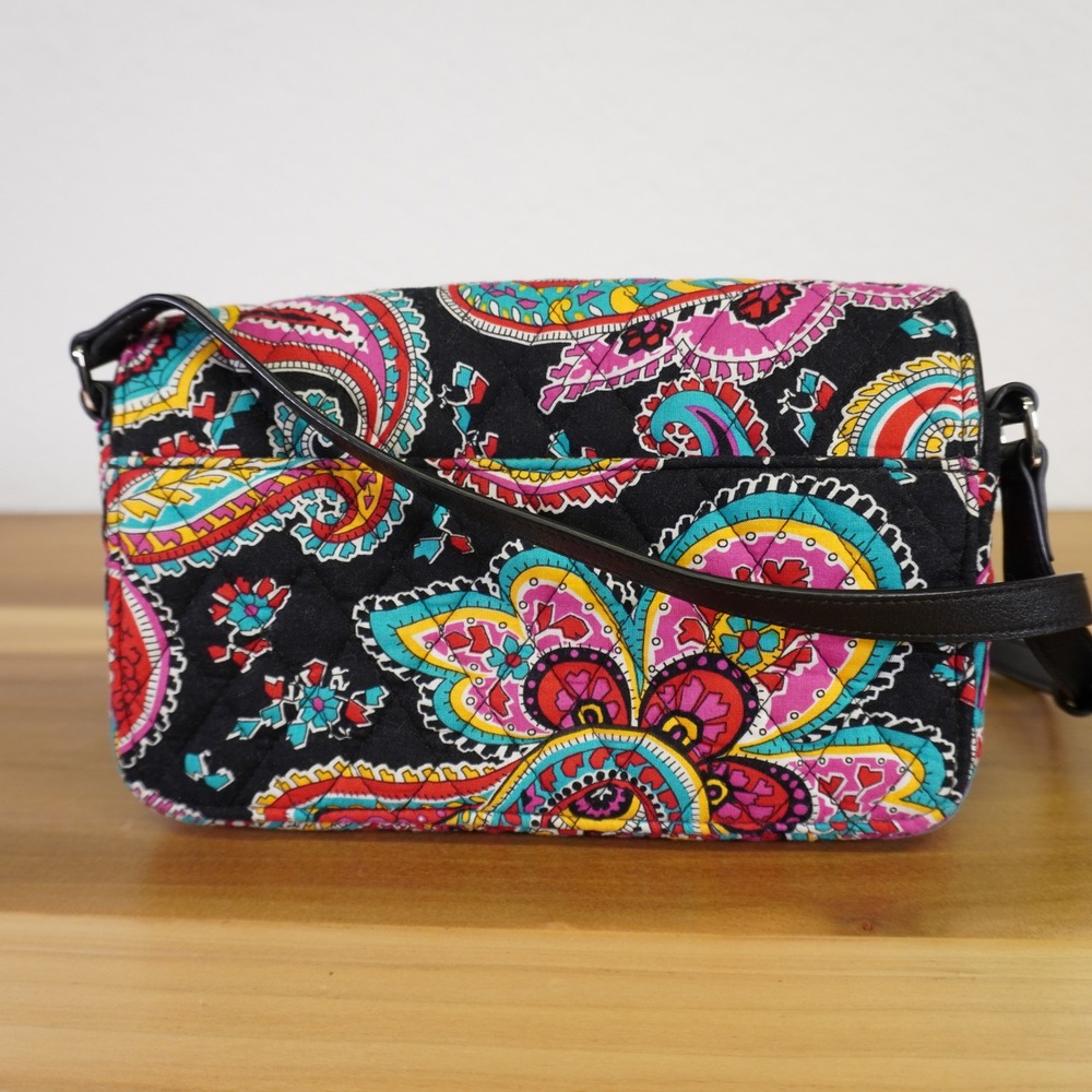 NEW Vera Bradley‎ Turnlock Crossbody Women Small Multicolor Parisian Paisley Bag - Picture 3 of 6